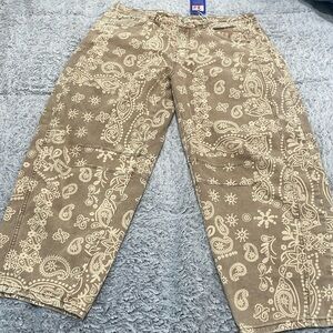 Amazon printed barrel jeans